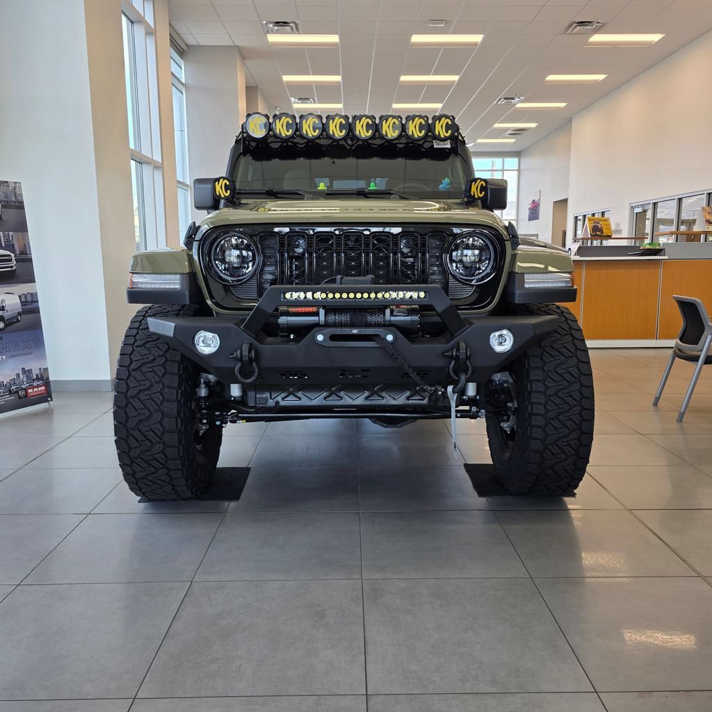 New 2026 Jeep Gladiator Sport AWD/4WD image 2
