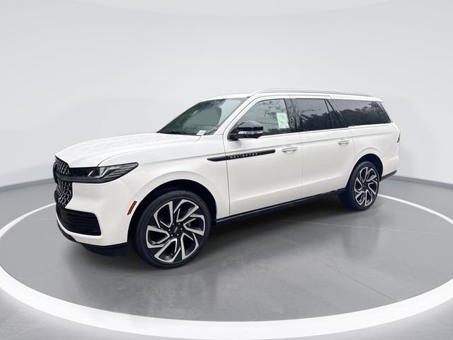New 2027 Lincoln Navigator L Black Label AWD/4WD image 1