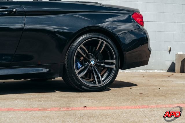 Used 2015 BMW M4 Convertible image 40