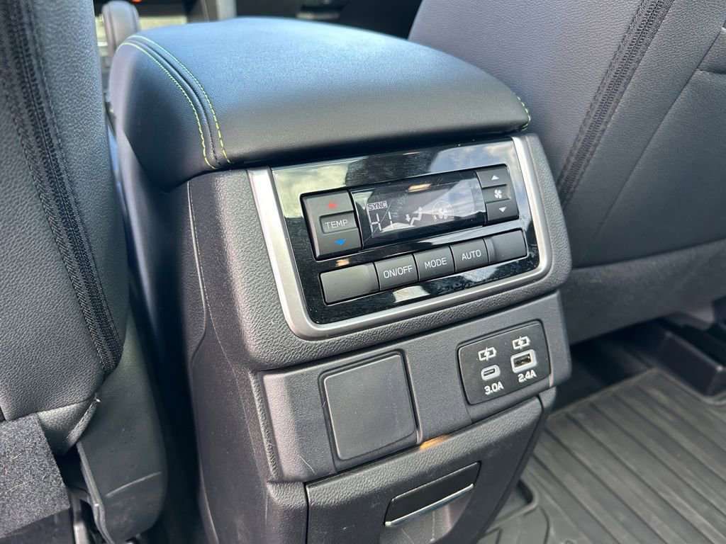 Used 2025 Subaru Ascent Onyx Edition w/ Popular Package #2 image 37