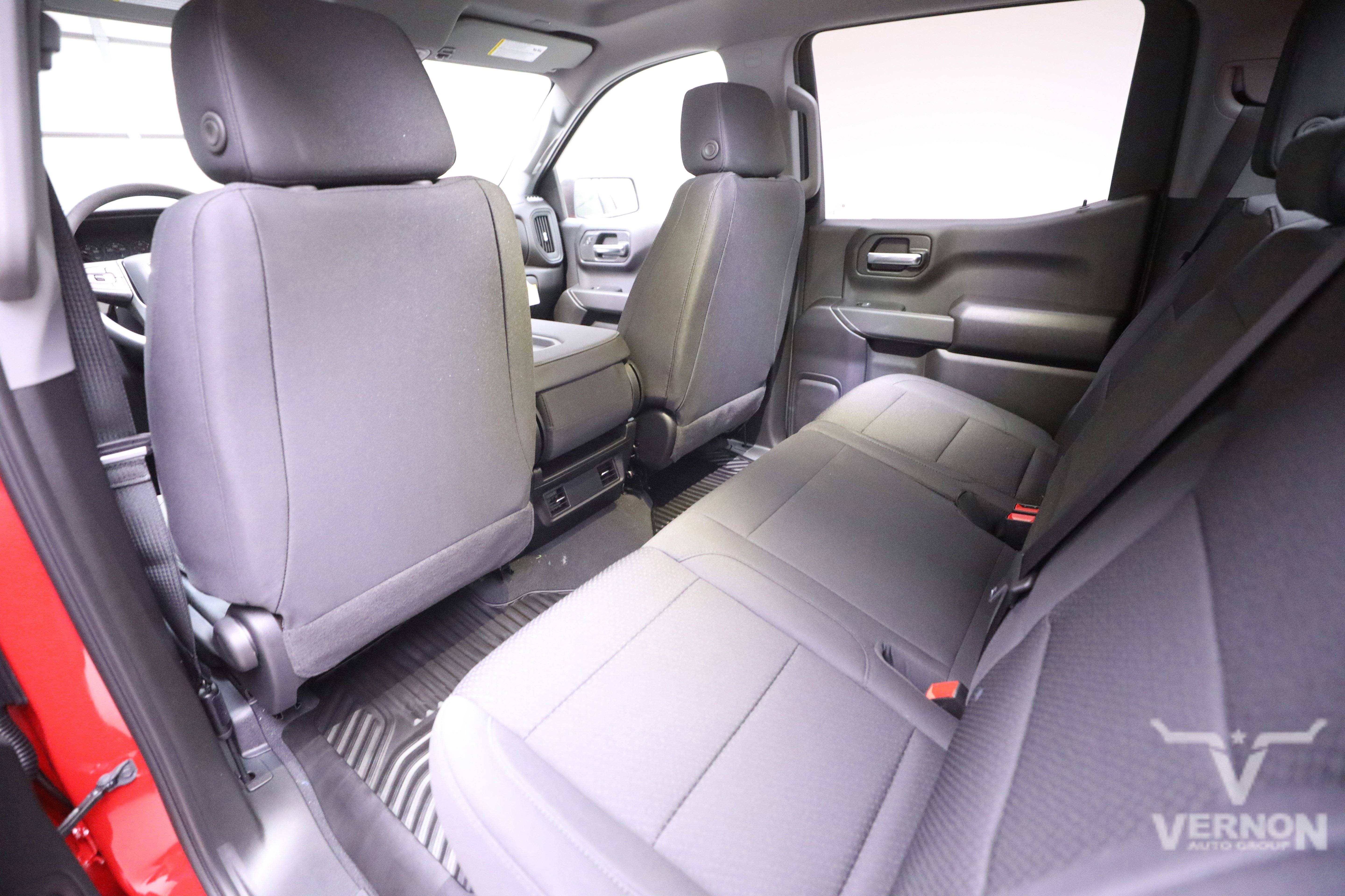 New 2026 GMC Sierra 1500 Pro w/ Graphite Edition image 9