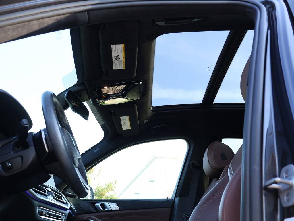 Used 2021 BMW X7 xDrive40i w/ Premium Package image 43