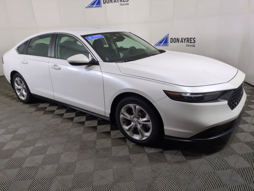 Certified 2023 Honda Accord LX image 11