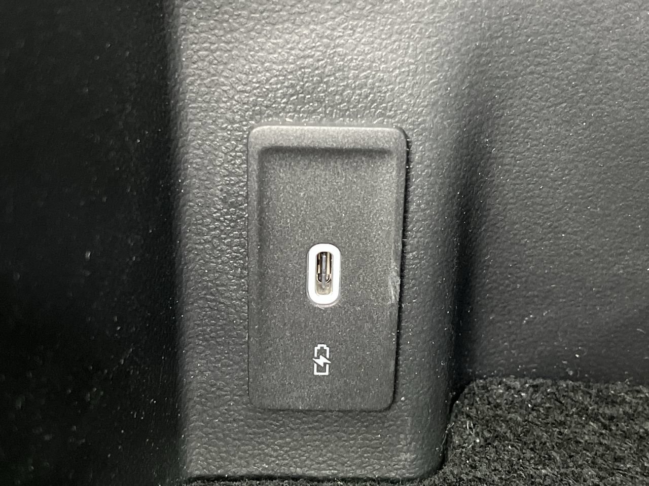 Used 2024 Volkswagen Atlas SEL Premium R-Line AWD/4WD image 29