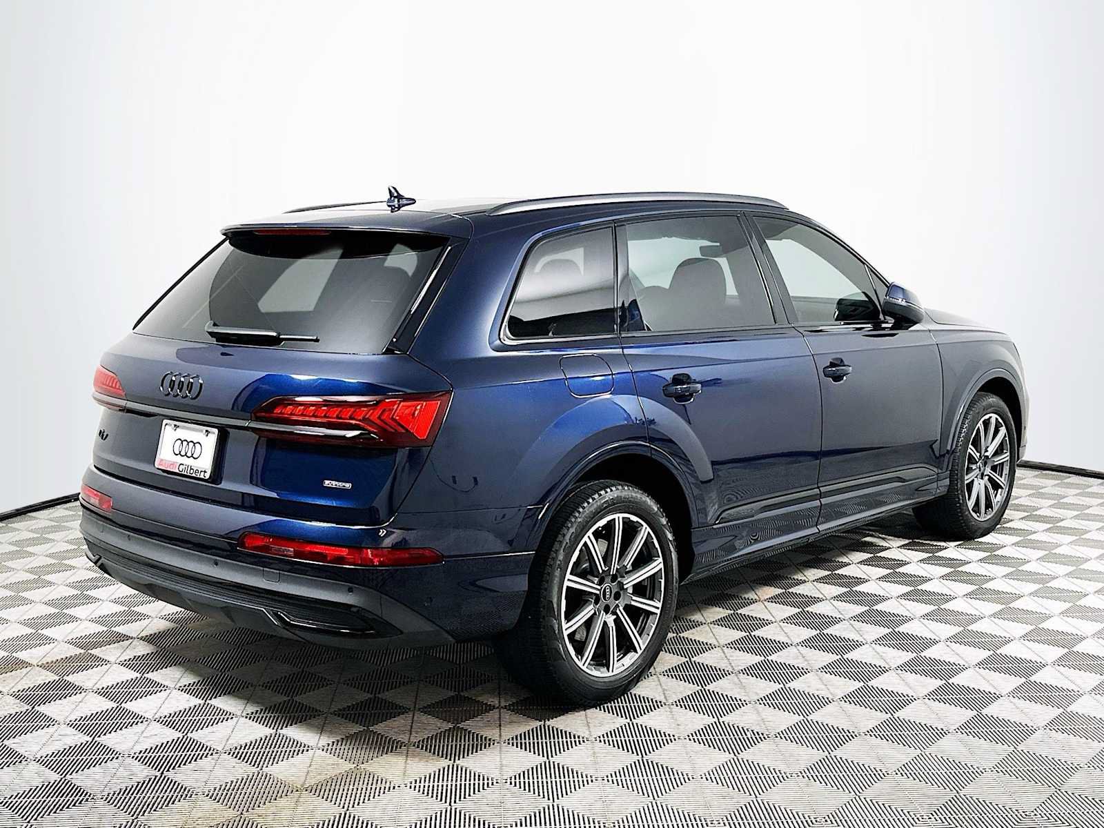 Certified 2023 Audi Q7 2.0T Premium Plus AWD/4WD image 7