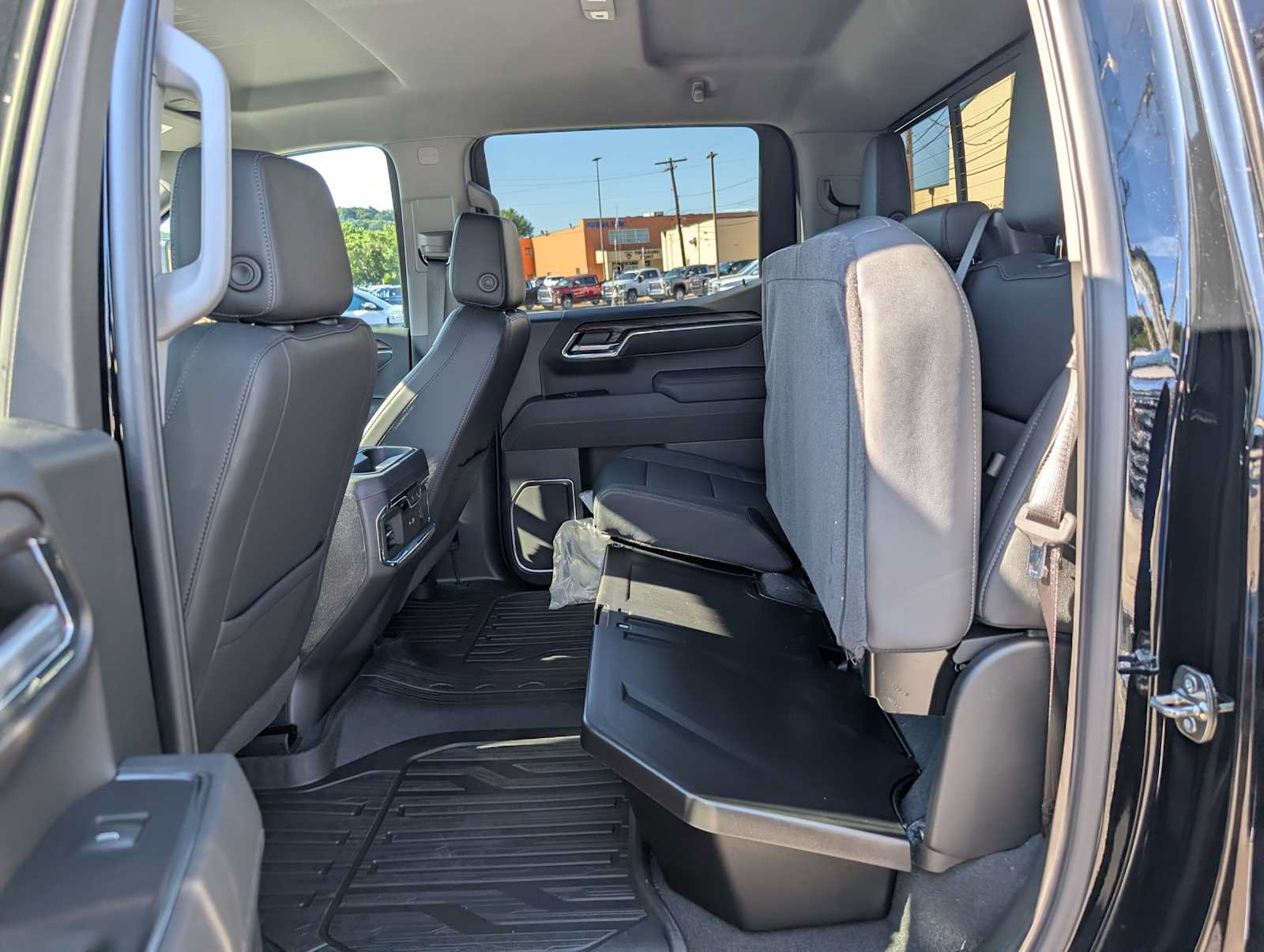 New 2026 GMC Sierra 1500 SLT w/ SLT Premium Plus Package AWD/4WD image 19