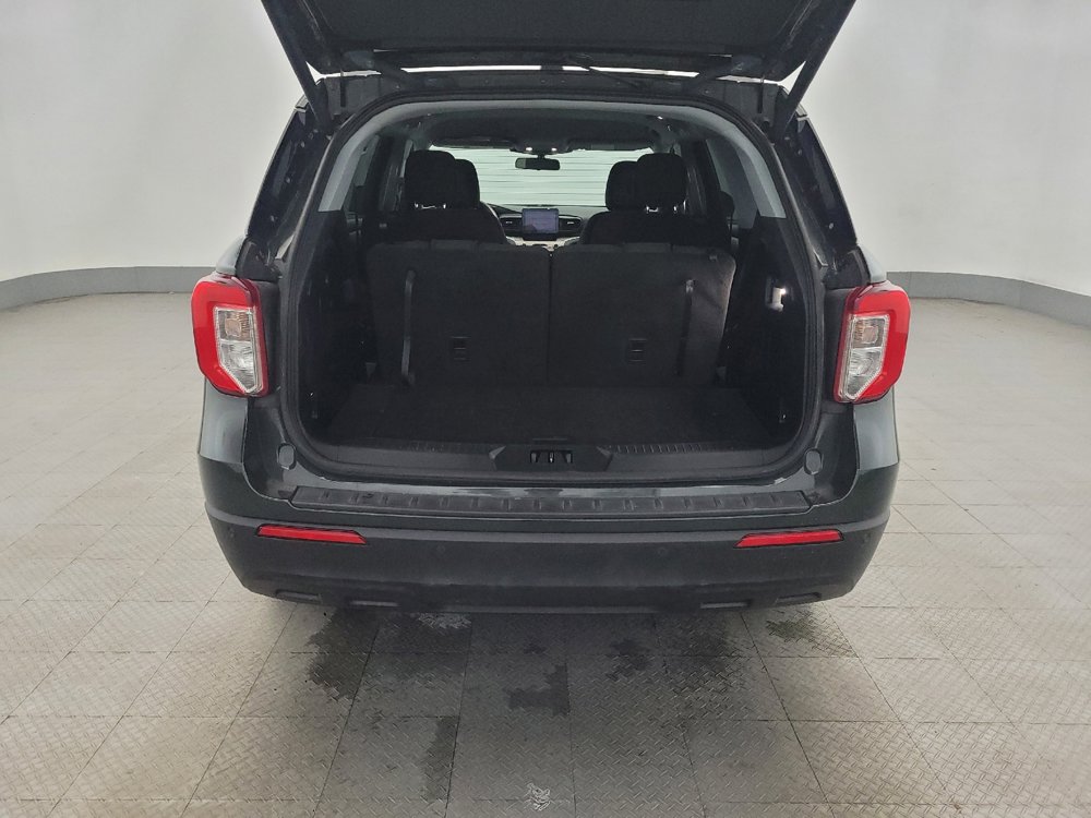 Used 2022 Ford Explorer XLT image 29