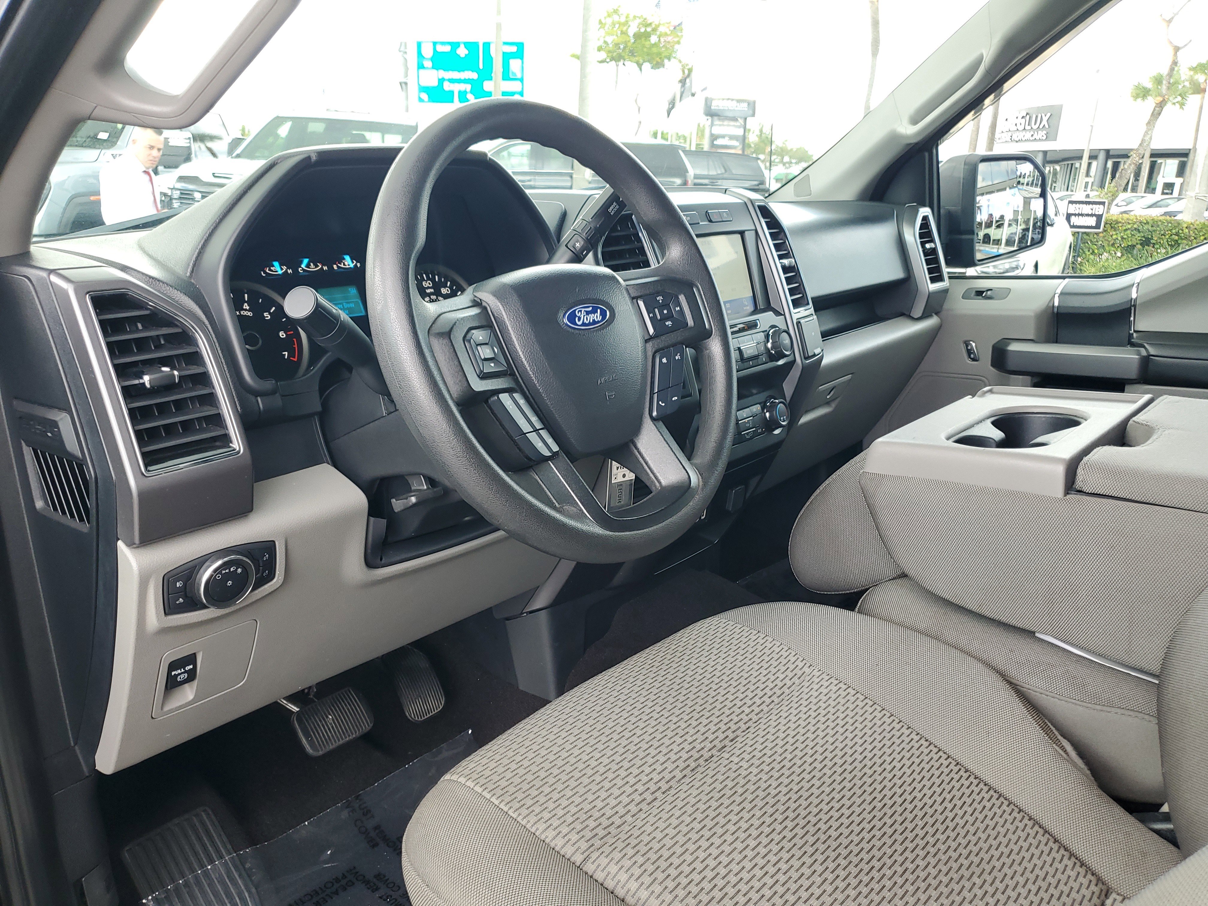 Used 2020 Ford F150 XLT image 9