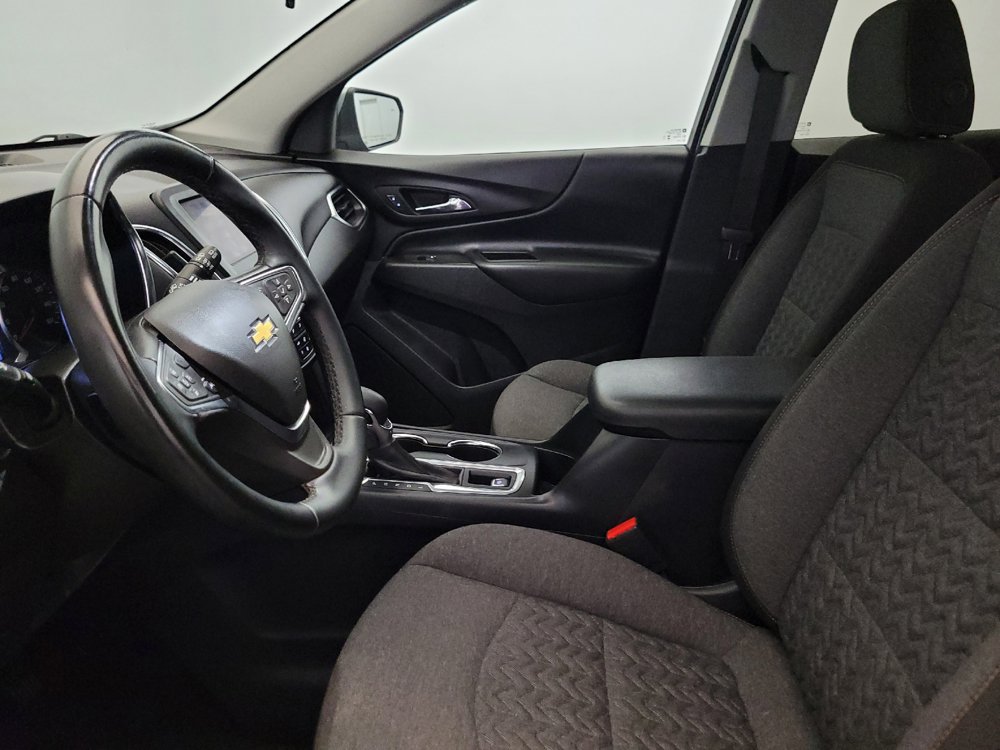 Used 2024 Chevrolet Equinox LT w/ Driver Convenience Package AWD/4WD image 17