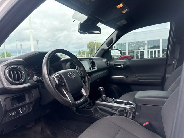 Used 2019 Toyota Tacoma TRD Sport RWD image 16