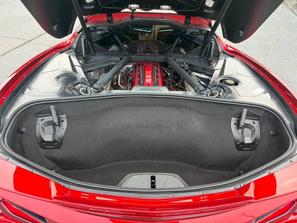 Used 2024 Chevrolet Corvette Stingray Premium Cpe w/ Z51 Performance Package RWD image 17