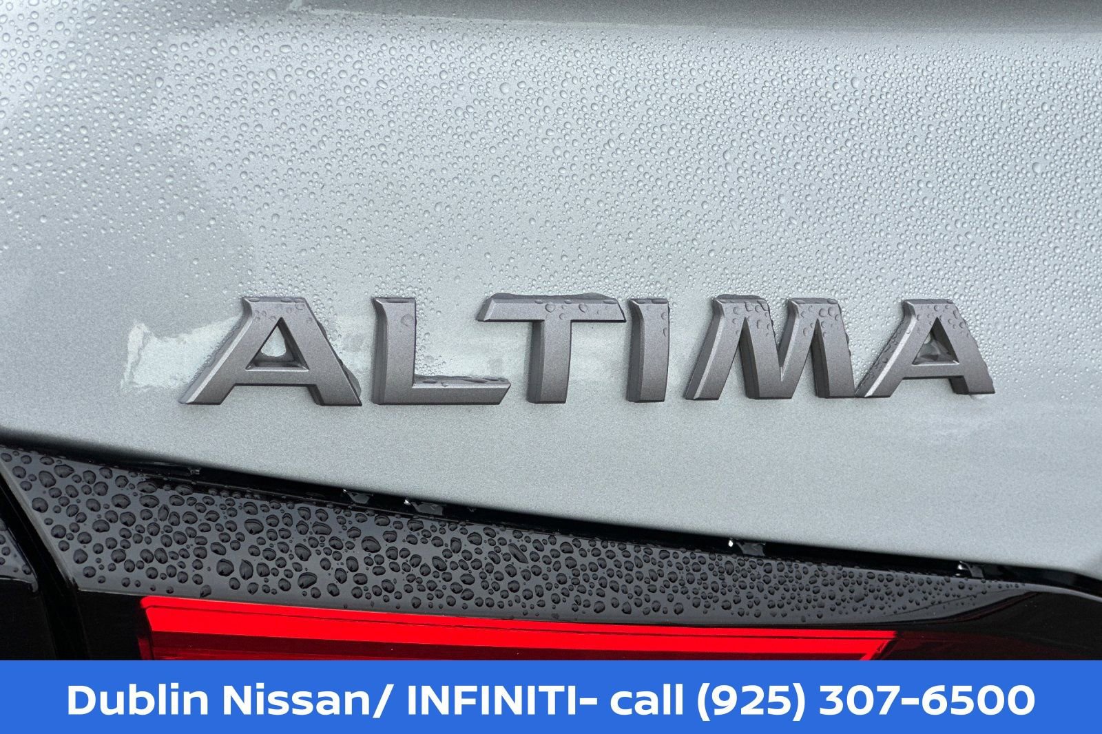 New 2025 Nissan Altima 2.5 SL AWD/4WD image 33