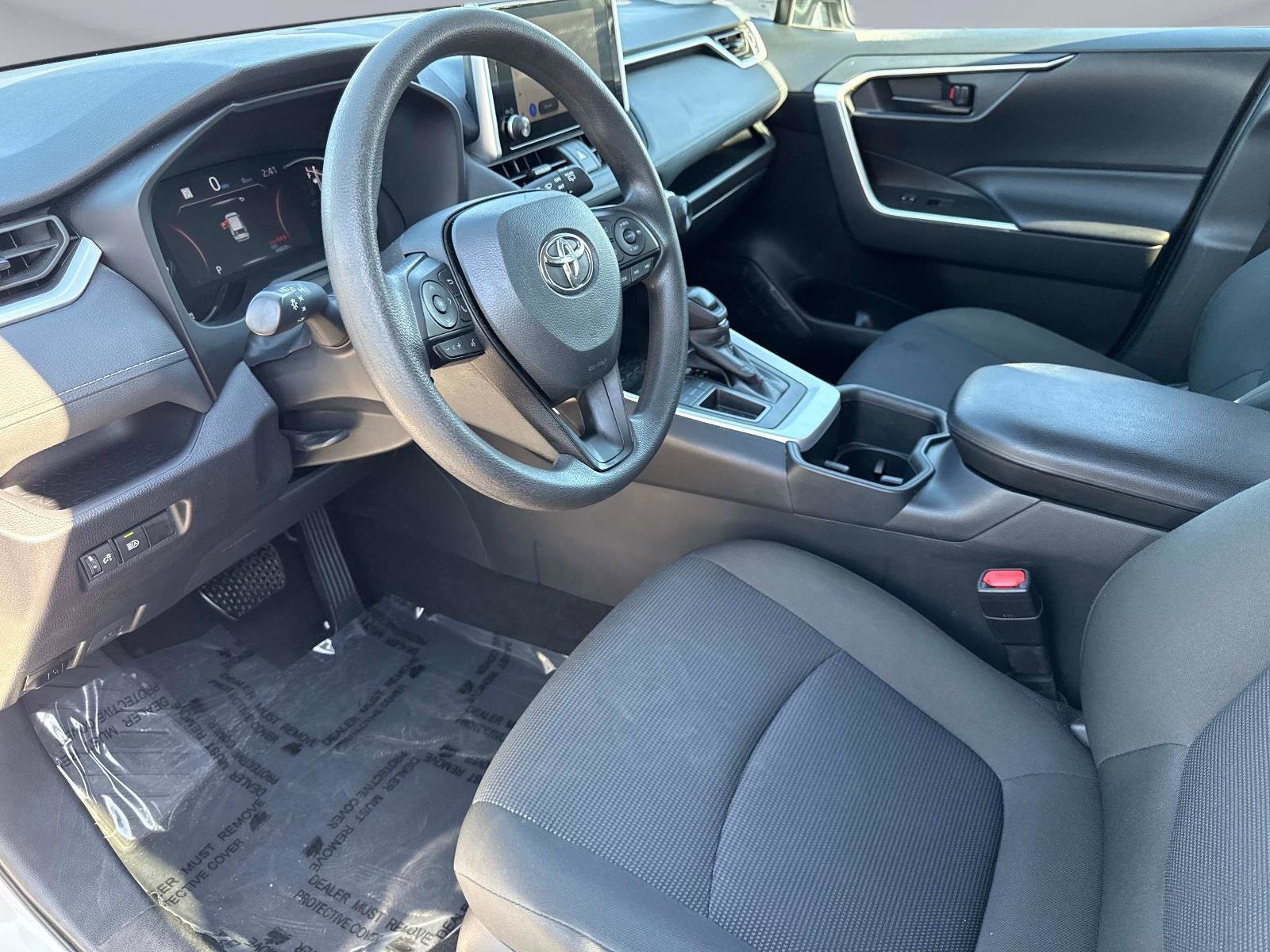 Used 2024 Toyota RAV4 LE image 21