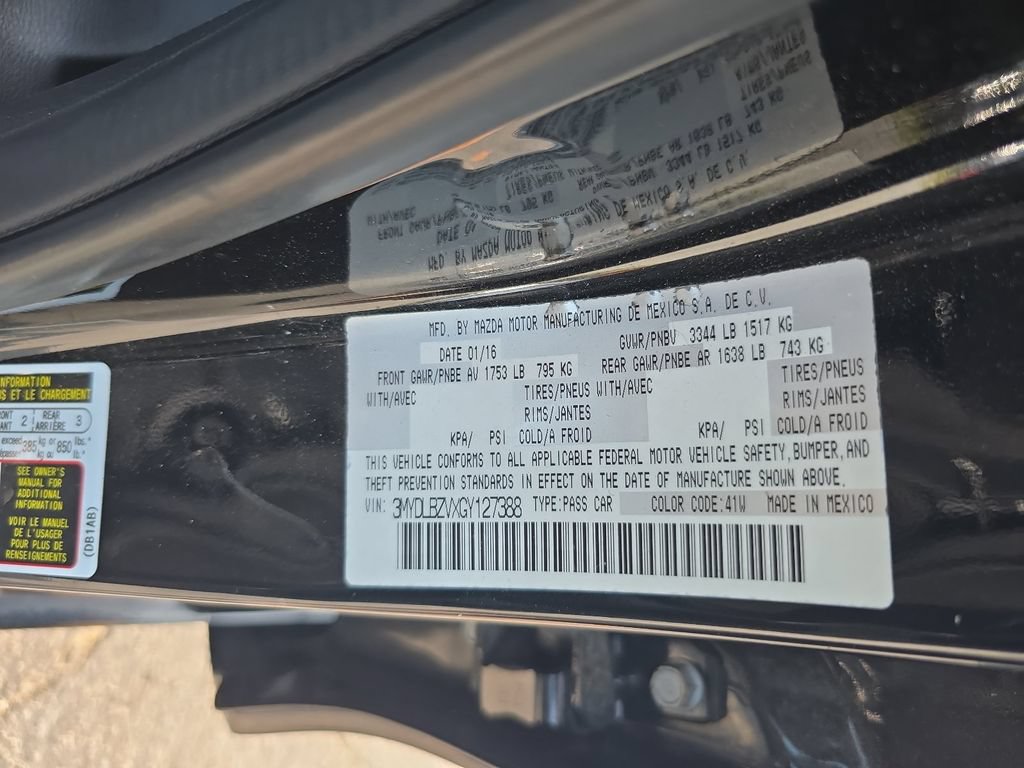 Used 2016 Scion iA FWD image 31