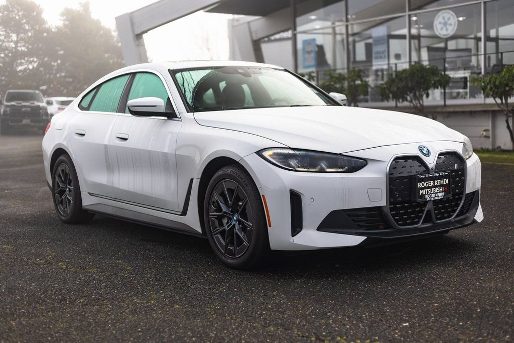 Used 2024 BMW i4 xDrive40i AWD/4WD image 6