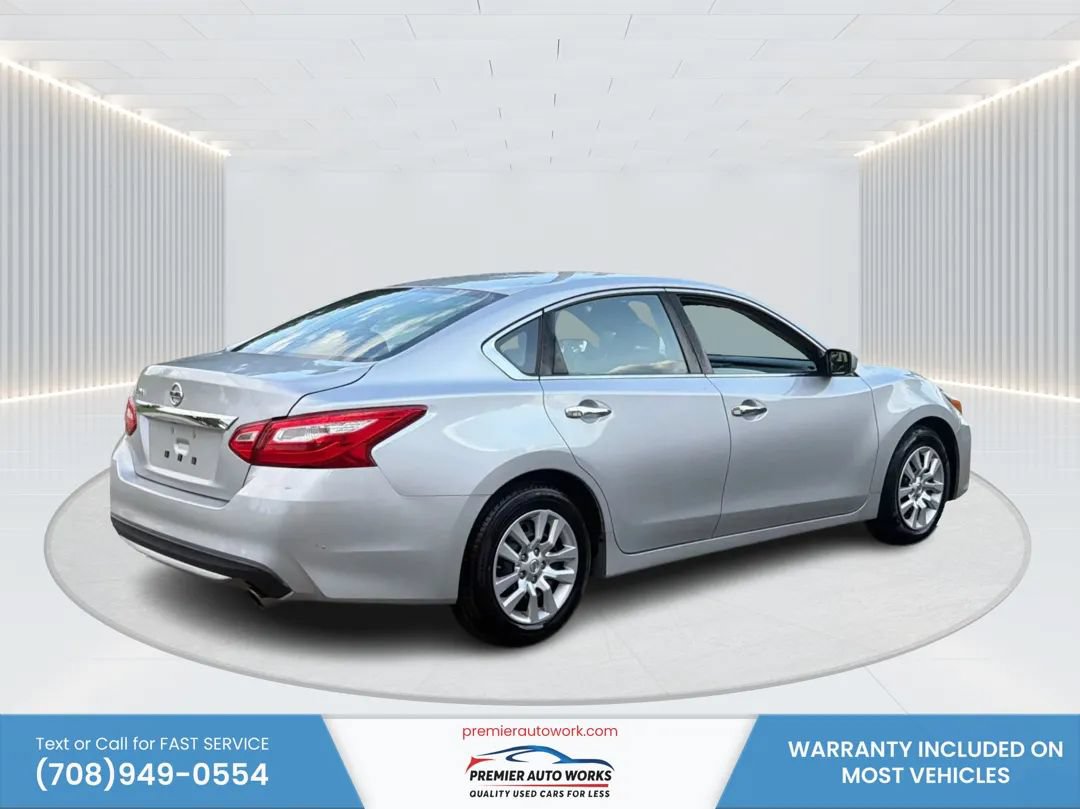 Used 2016 Nissan Altima 2.5 S w/ Power Driver Seat Package FWD image 4