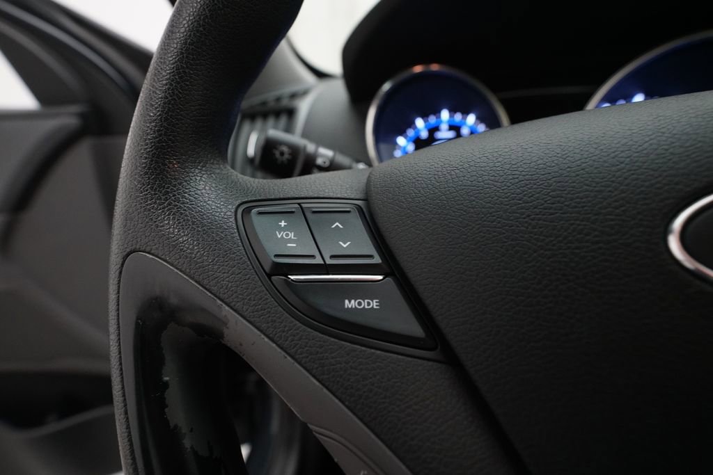 Used 2012 Hyundai Sonata GLS w/ Popular Equipment Pkg FWD image 17