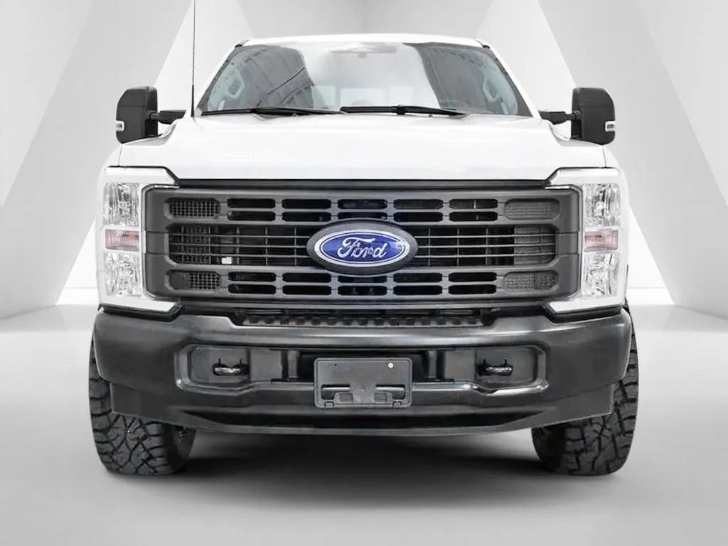 Used 2024 Ford F350 XL w/ XL Off-Road Package AWD/4WD image 2