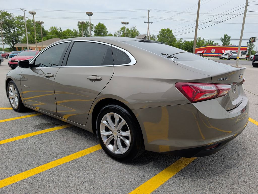 Used 2020 Chevrolet Malibu LT w/ Leather Package FWD image 5