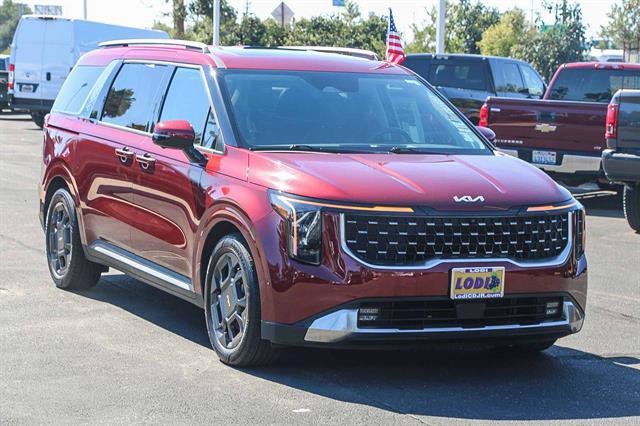 Used 2025 Kia Carnival SX image 5