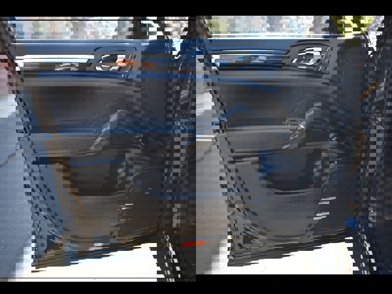 Used 2017 Porsche Cayenne S w/ Premium Package image 17