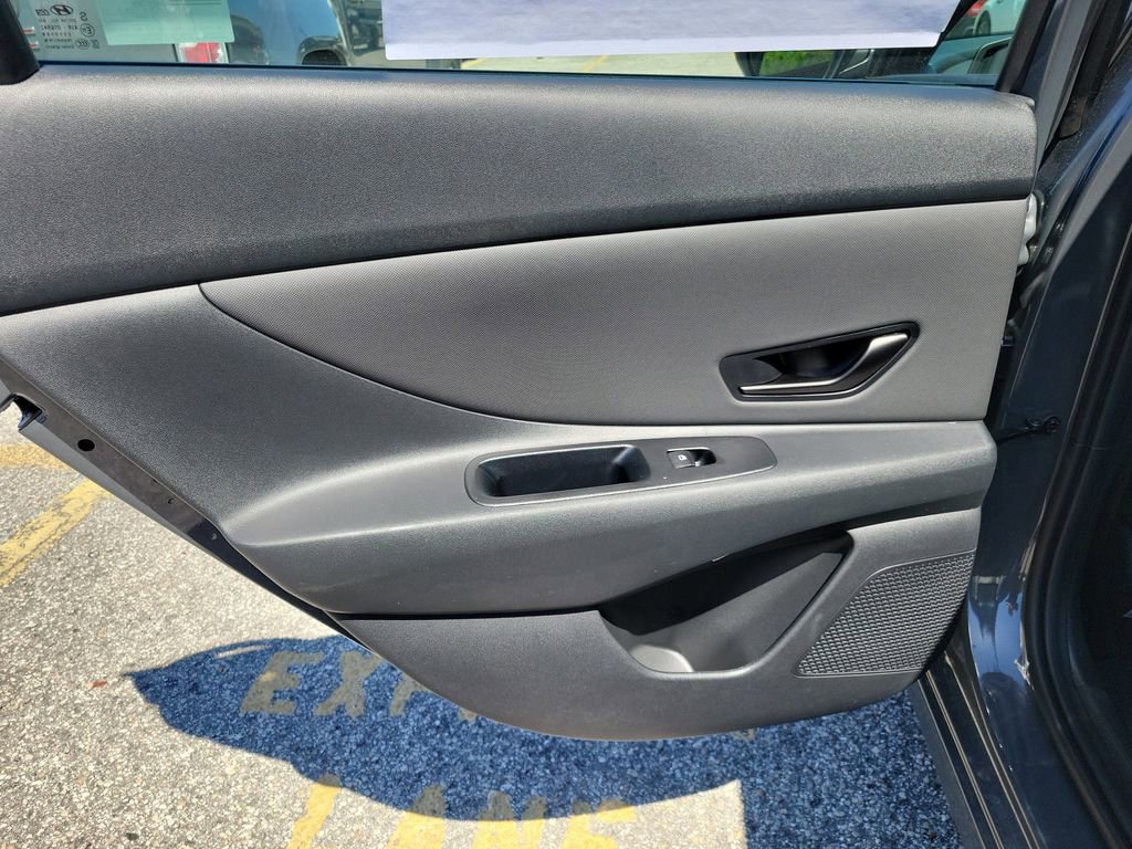 Used 2026 Hyundai Elantra Sport w/ Cargo Package FWD image 7