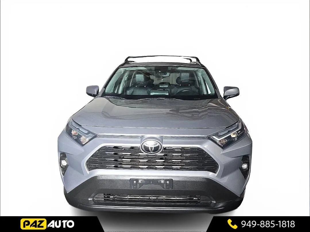 Used 2022 Toyota RAV4 XLE Premium FWD image 8