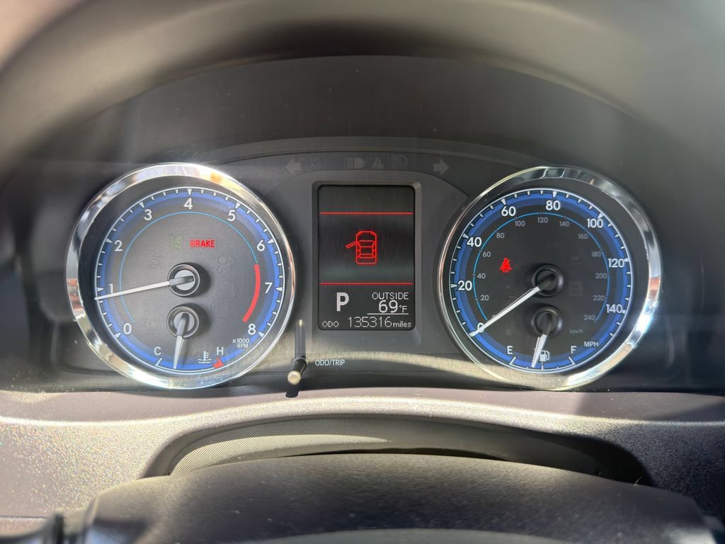Used 2019 Toyota Corolla LE FWD image 23