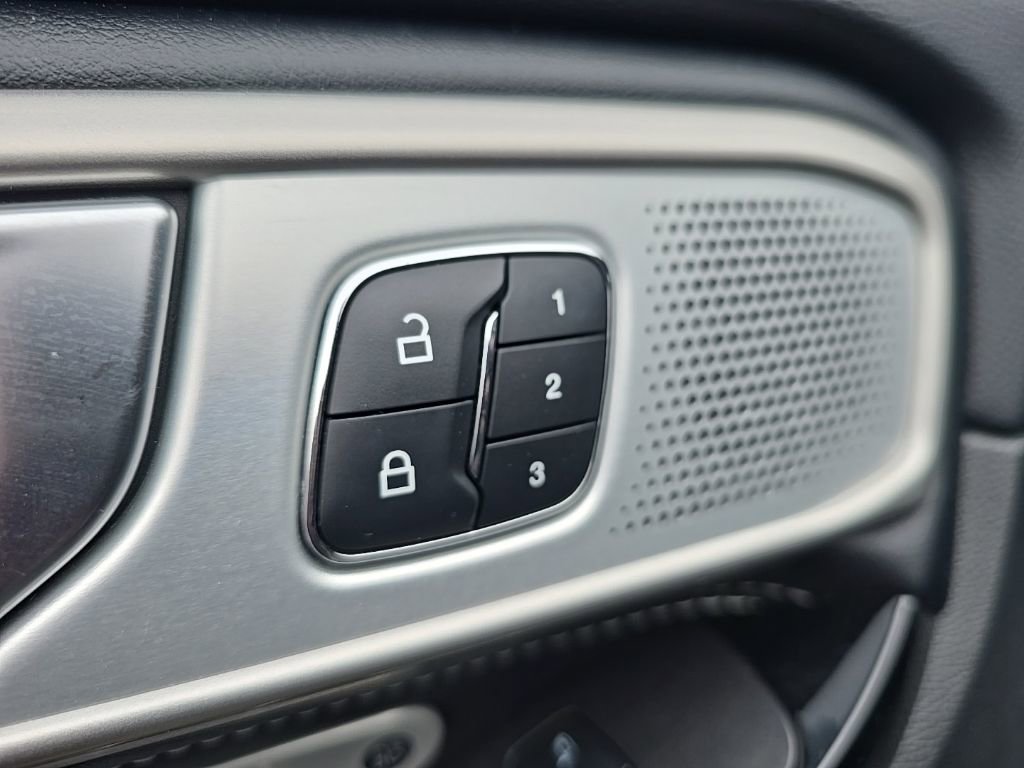 Used 2023 Ford Explorer ST w/ Equipment Group 401A AWD/4WD image 10