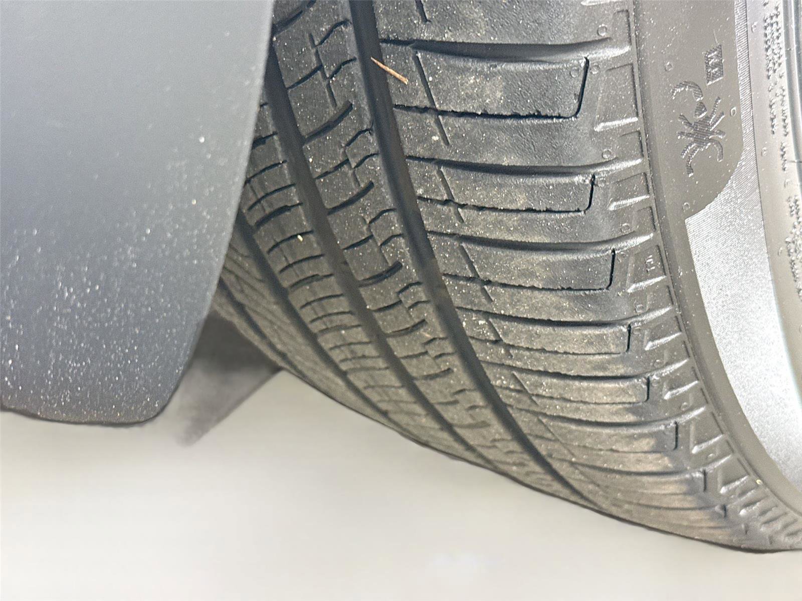 Used 2026 Tesla Model Y 2WD image 31