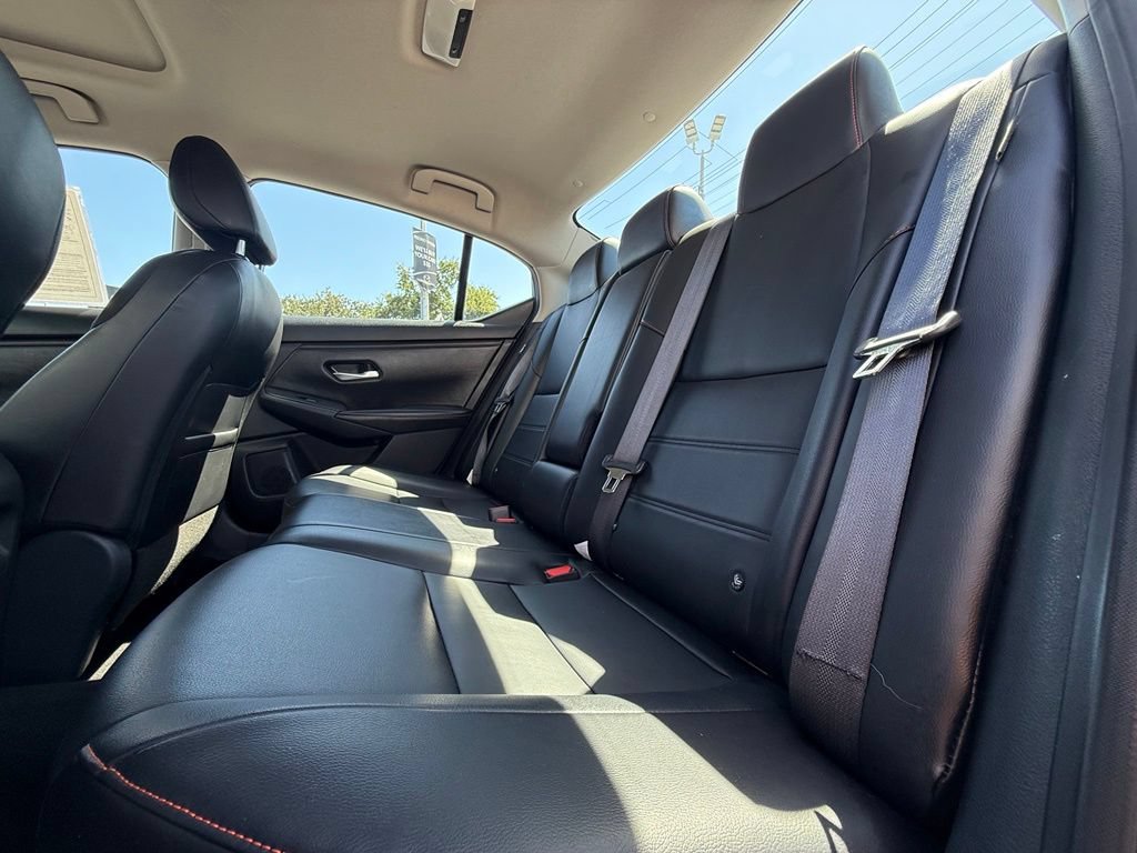 Used 2025 Nissan Sentra SR w/ SR Premium Package FWD image 35