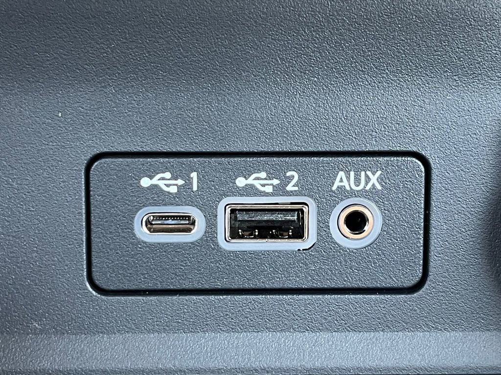 New 2025 Nissan Sentra SR image 6