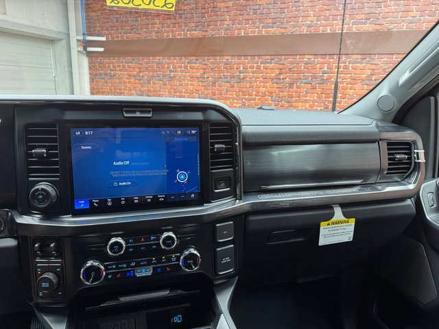 New 2025 Ford F250 Lariat w/ Lariat Ultimate Package image 17
