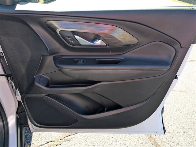 Used 2022 GMC Terrain SLE w/ Driver Convenience Package image 34