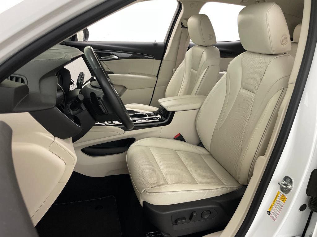 Used 2021 Buick Envision Essence w/ Technology Package I FWD image 24