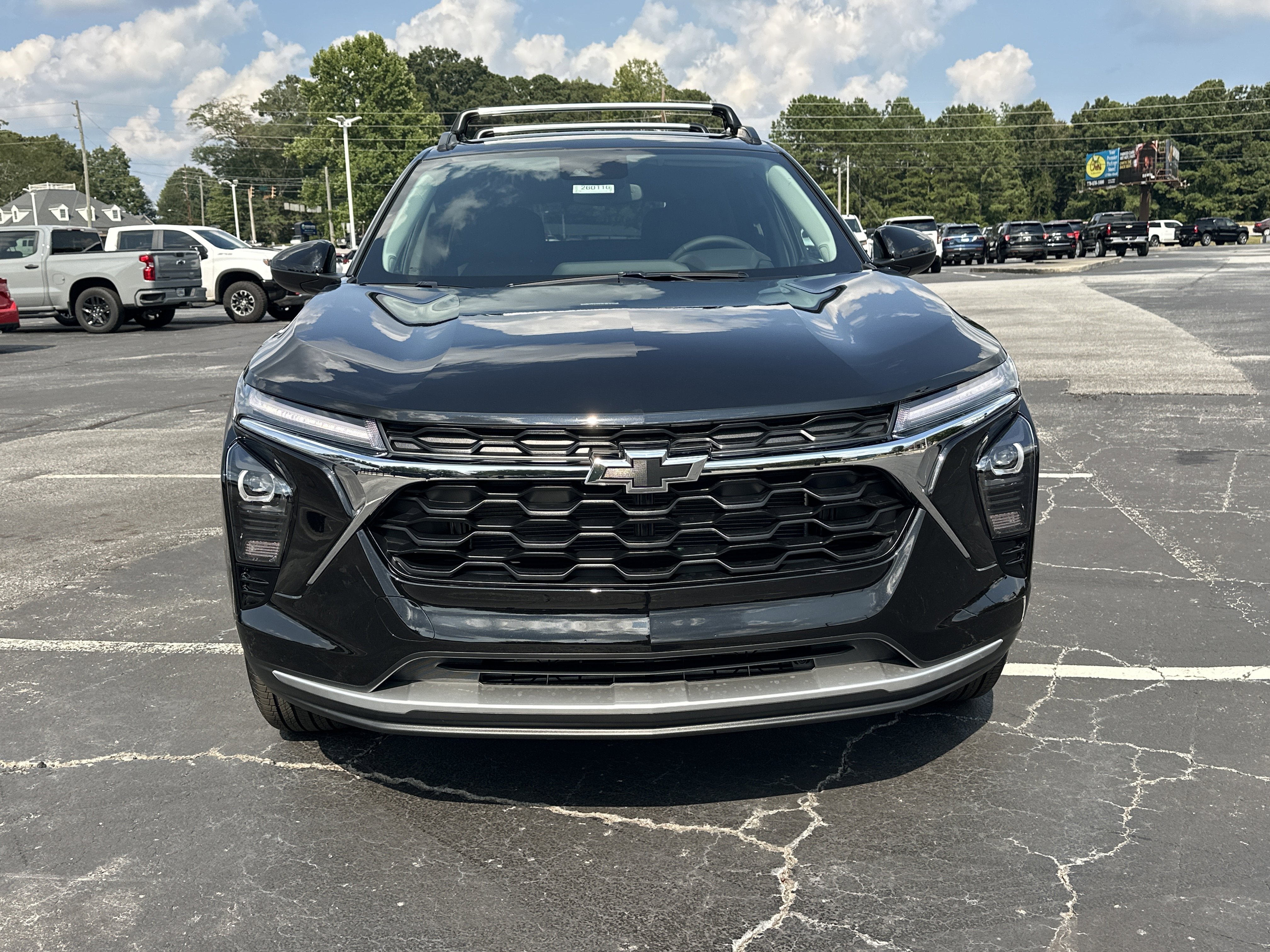 New 2026 Chevrolet Trax LT w/ Driver Confidence Package FWD image 3