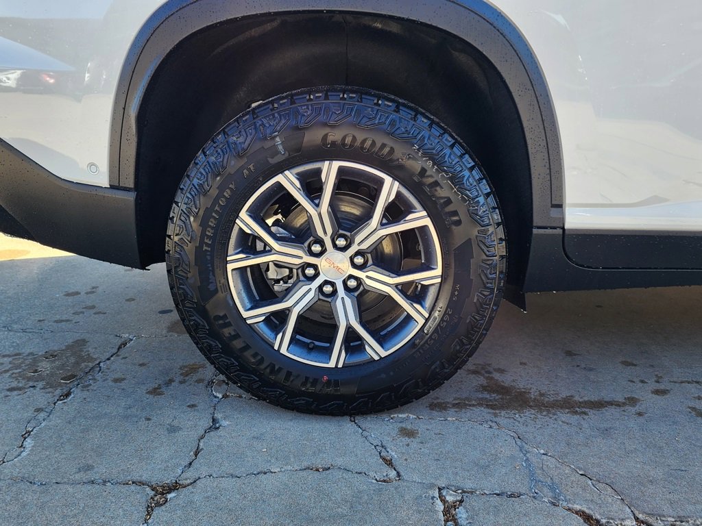 New 2026 GMC Acadia AT4 image 57