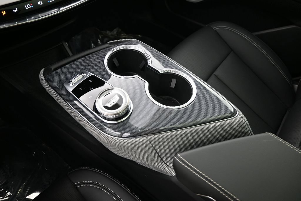 Used 2025 Cadillac Optiq Sport 2 AWD/4WD image 18