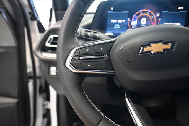 New 2026 Chevrolet Traverse LT w/ Driver Confidence Package FWD image 23