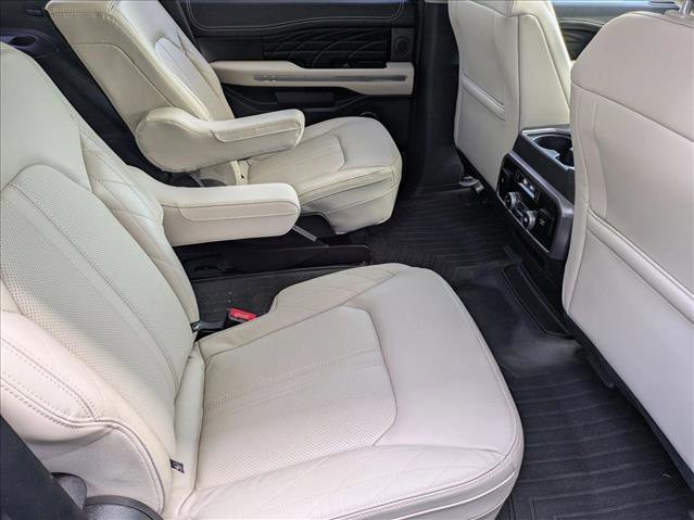 Used 2020 Ford Expedition Platinum image 20
