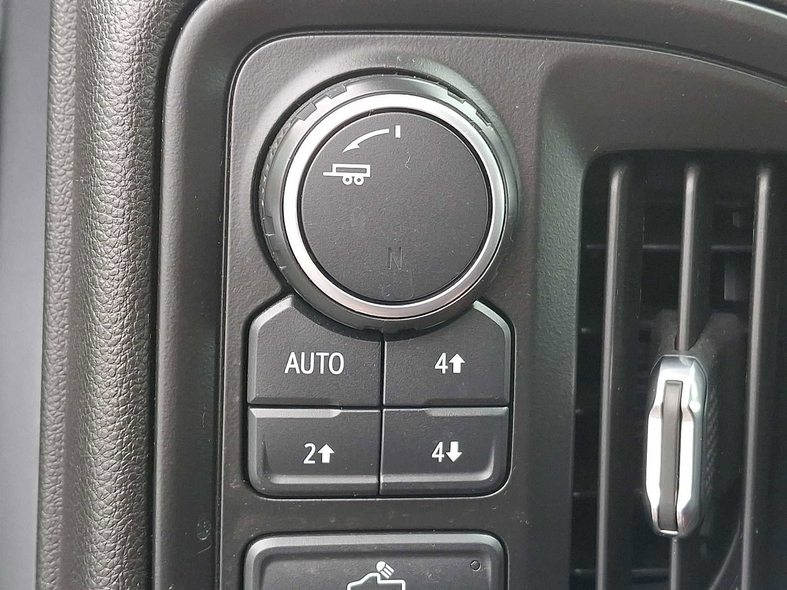 Used 2019 Chevrolet Silverado 1500 Custom Trail Boss w/ Custom Convenience Package image 20