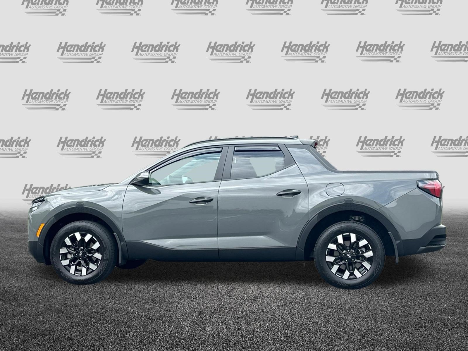 Used 2026 Hyundai Santa Cruz SEL FWD image 8