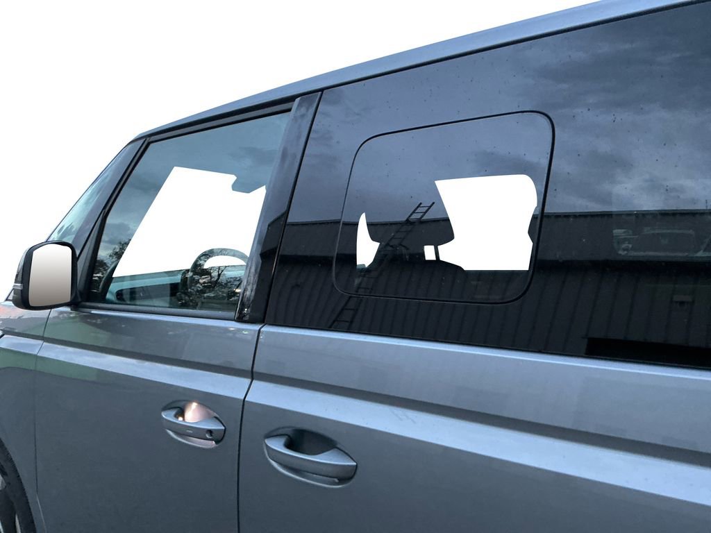 New 2025 Volkswagen ID. Buzz Pro S image 24