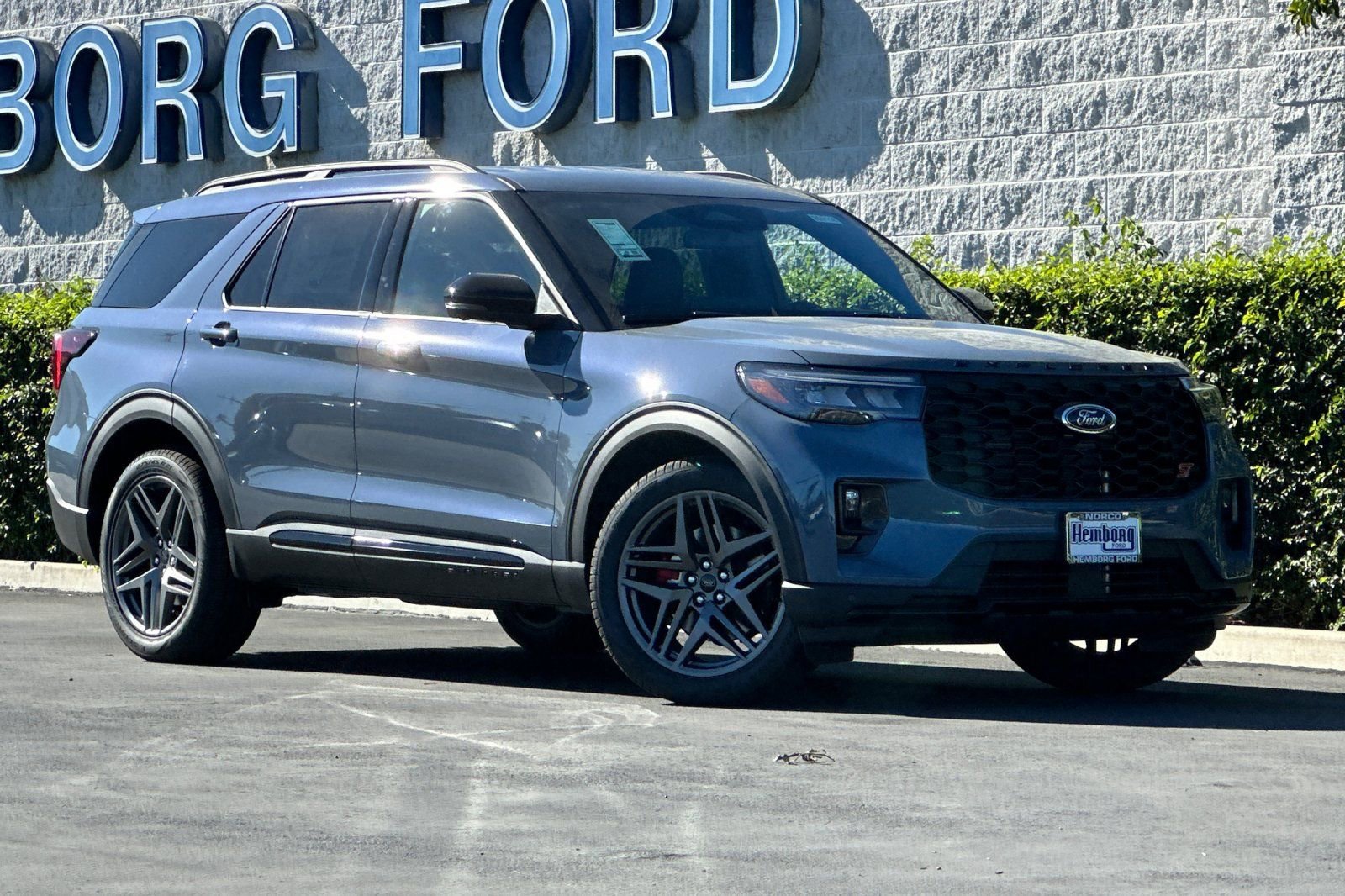New 2026 Ford Explorer ST image 2