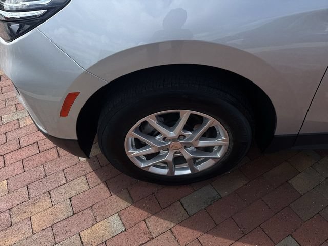 Used 2022 Chevrolet Equinox LT FWD image 10