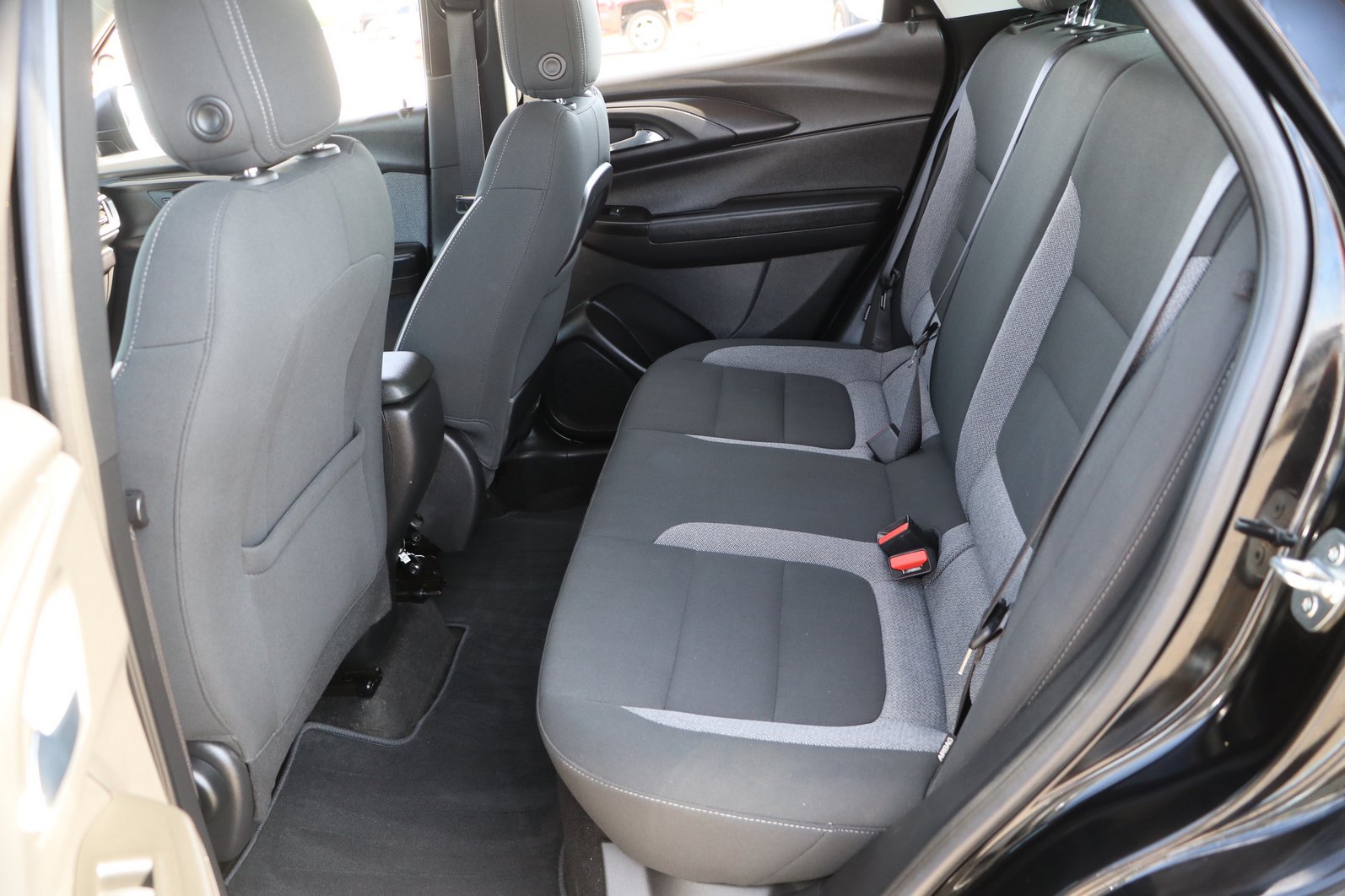 Used 2023 Chevrolet TrailBlazer LS FWD image 27