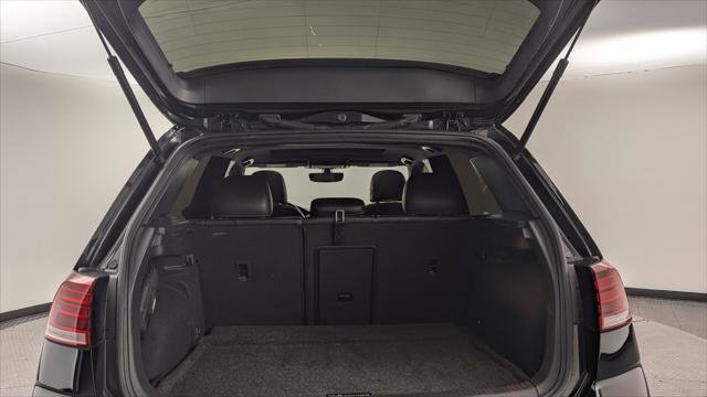 Used 2021 Volkswagen GTI SE image 18