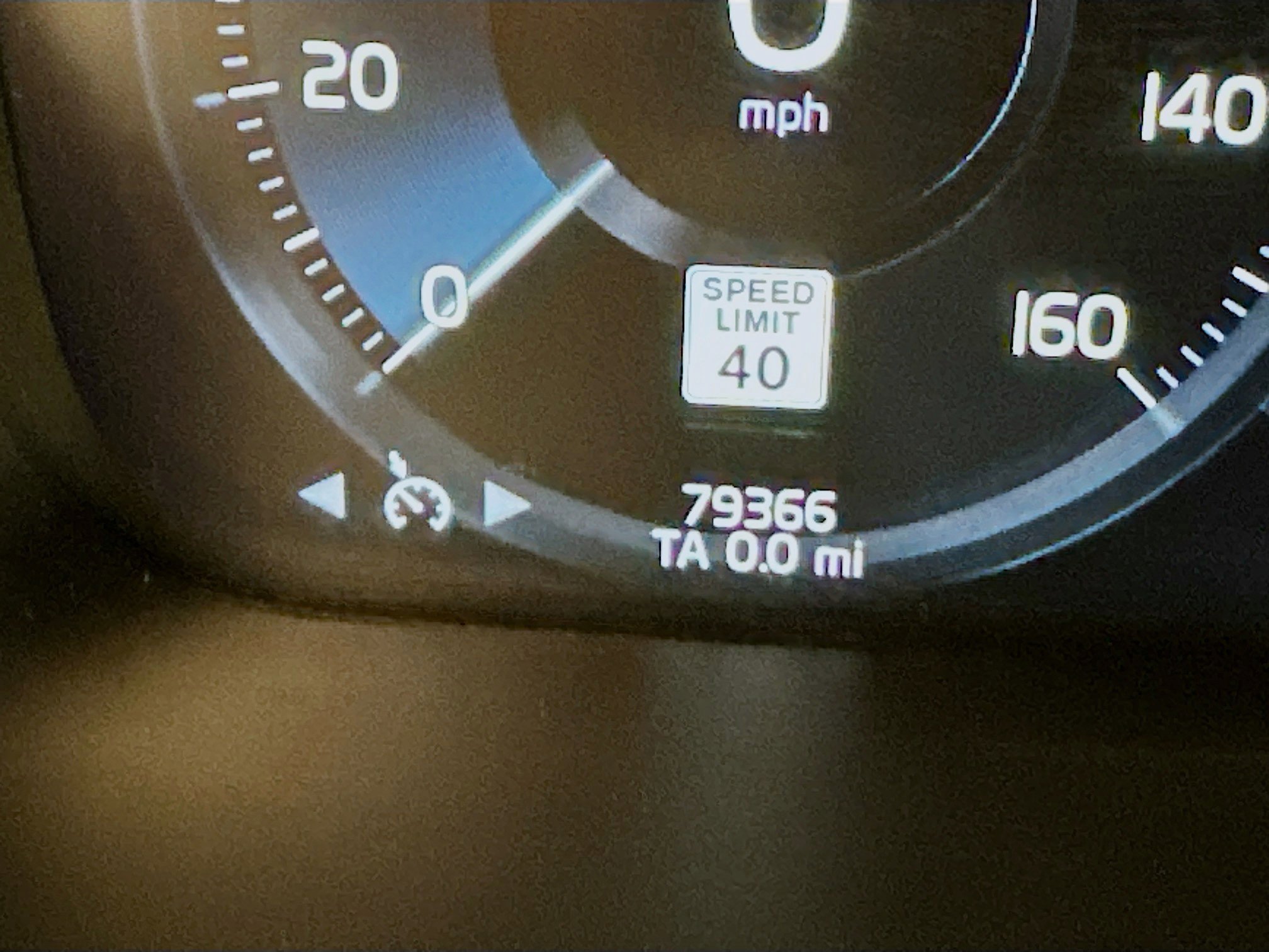 Used 2017 Volvo XC90 T6 Momentum w/ Vision Package image 19