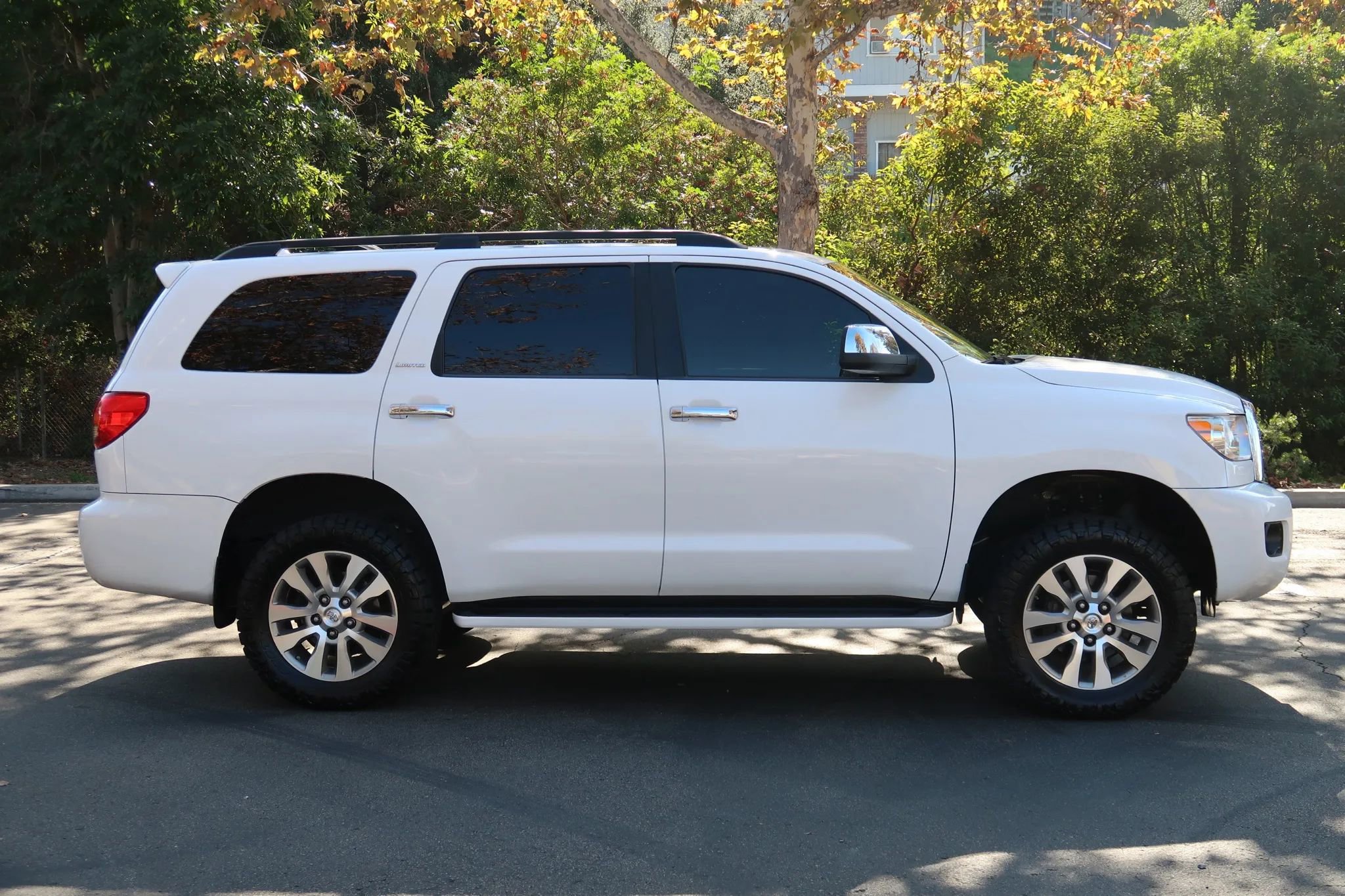 Used 2013 Toyota Sequoia Limited image 6
