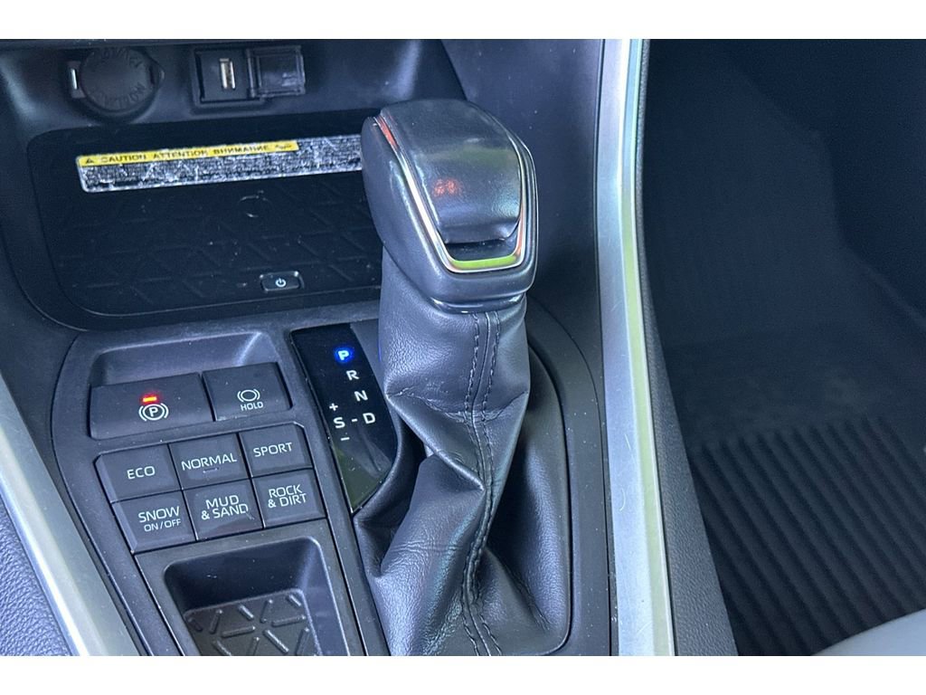Certified 2021 Toyota RAV4 XLE Premium image 24